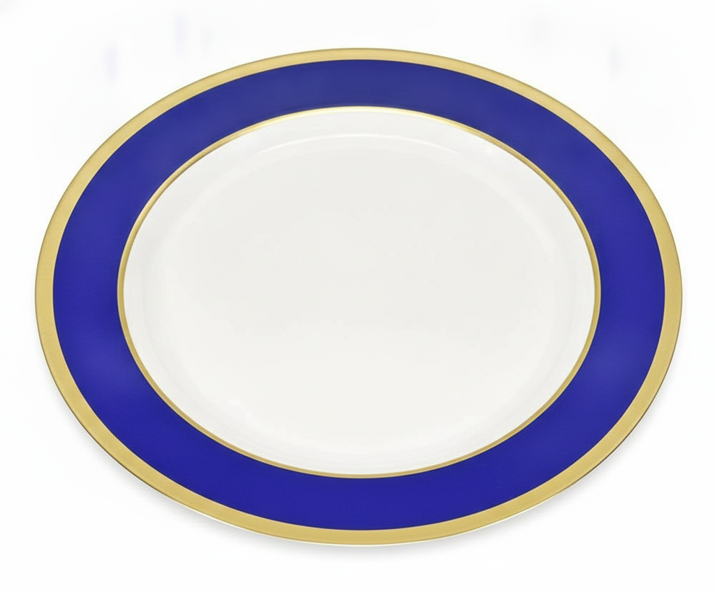 Close-up of the cobalt blue band and gold rim on the party plate