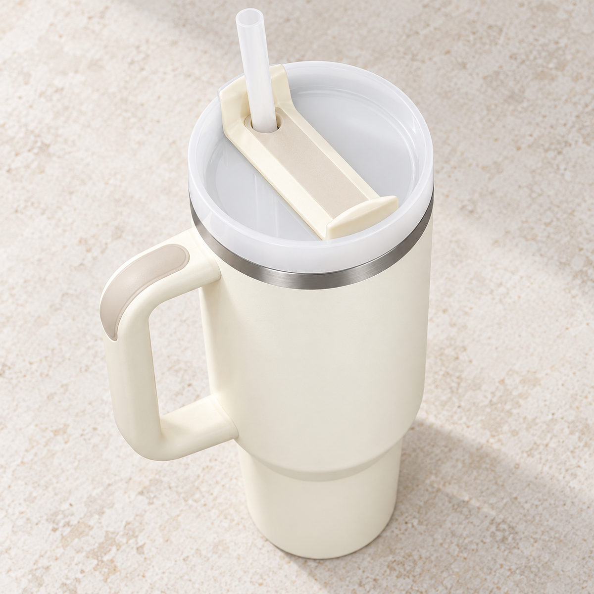 White tumbler with handle, lid and straw — top