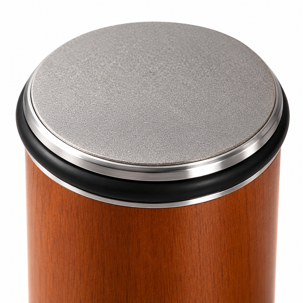 Circular abrasive end face and rubber ring detail
