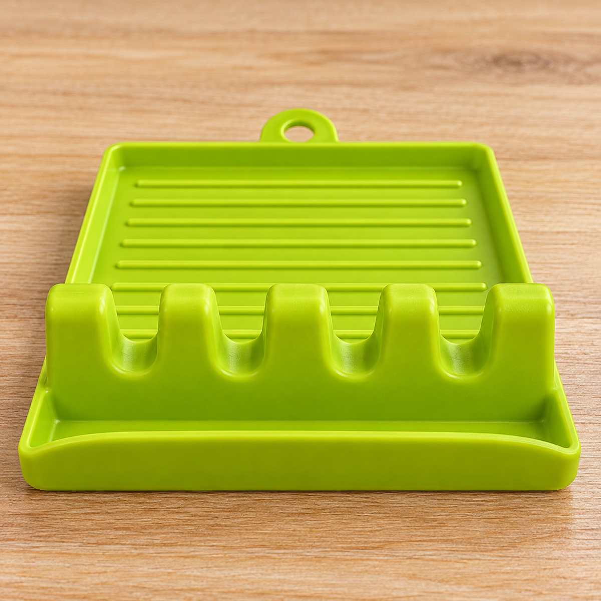 Front view of four slots and ridged drip tray