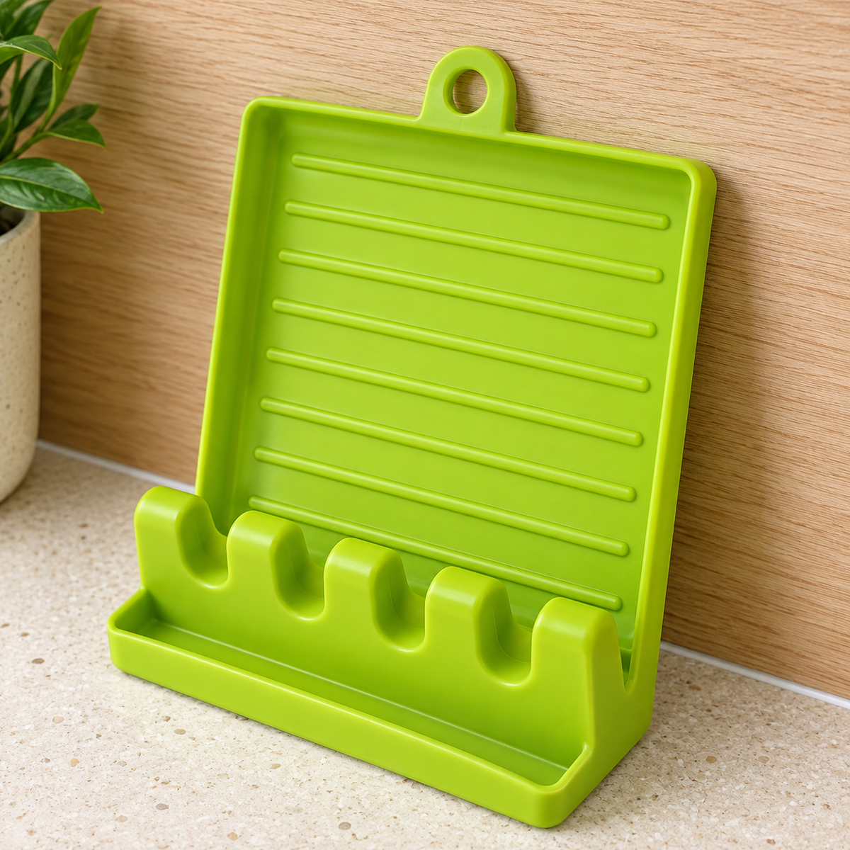 Green spoon rest stored upright