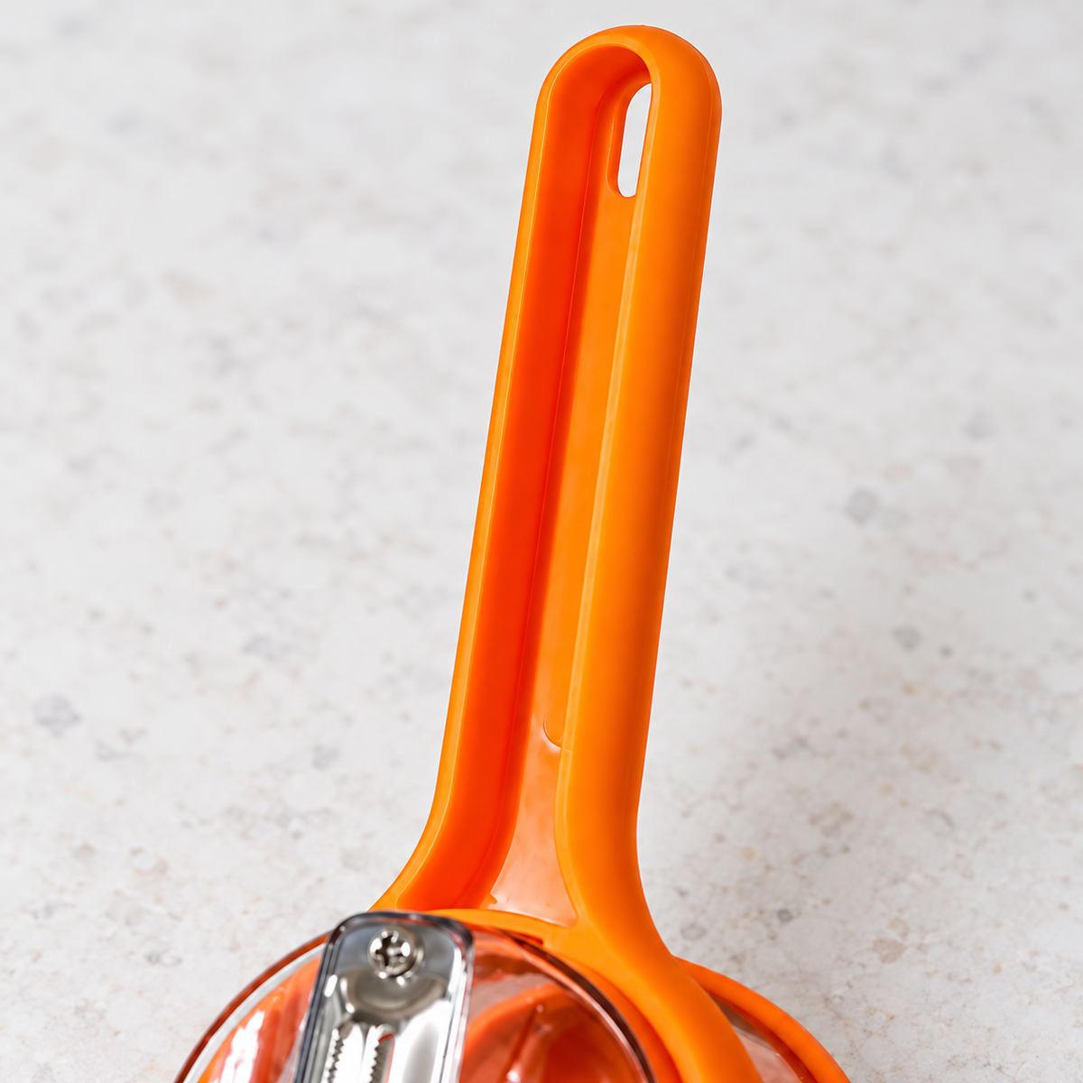 Orange peel catcher handle and hanging hole detail